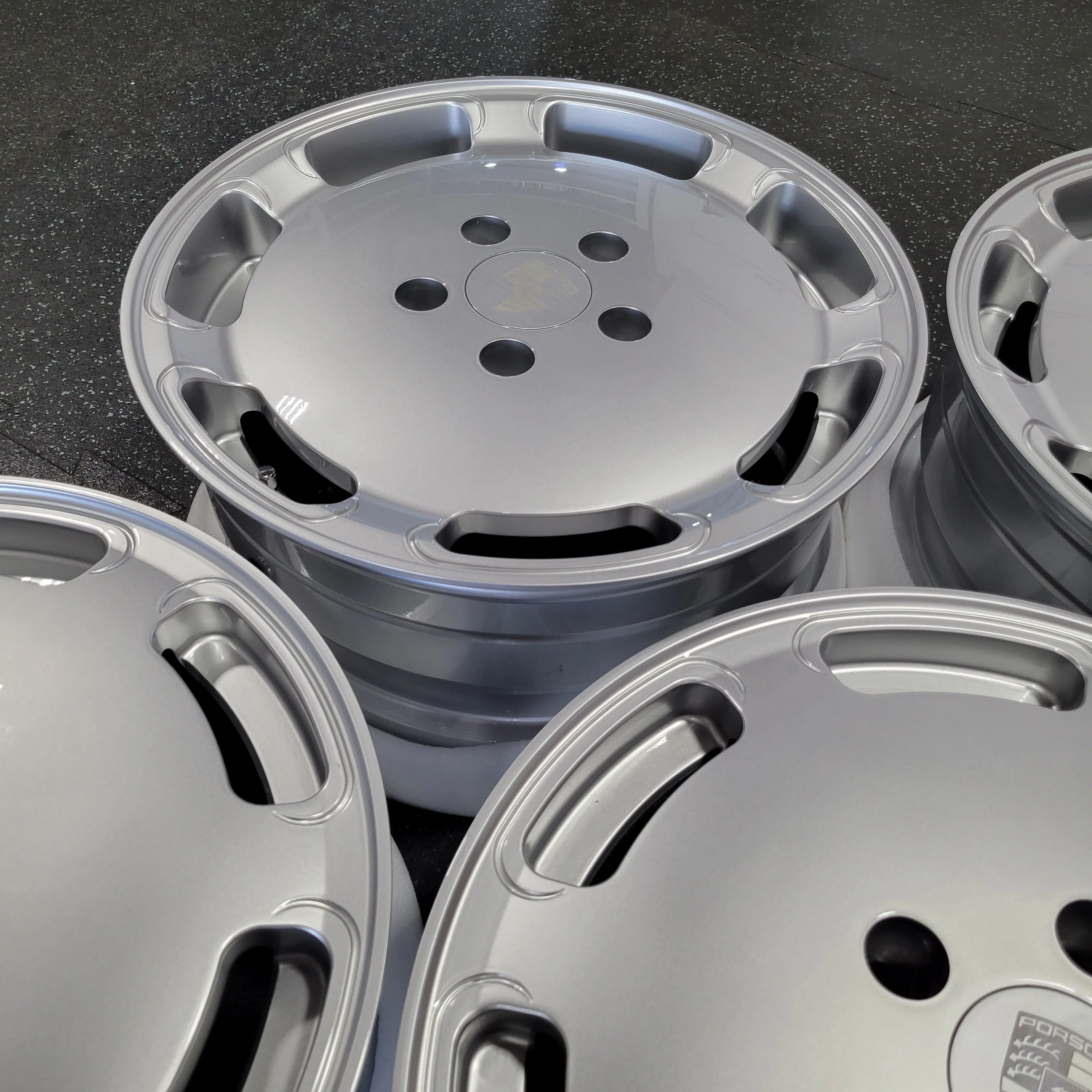 17" AWC Manhole - Image 5