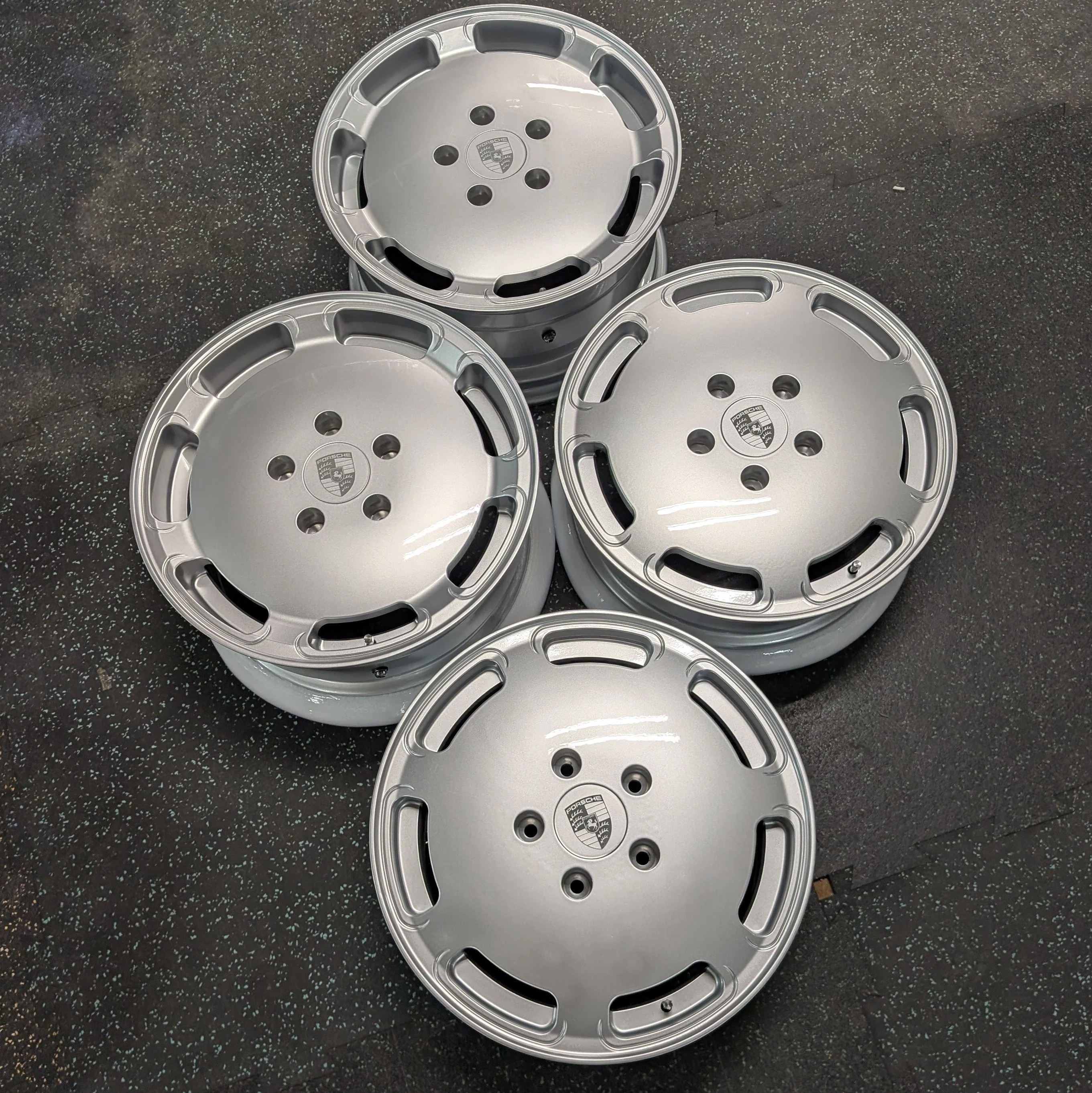 17" Manholes for 928
