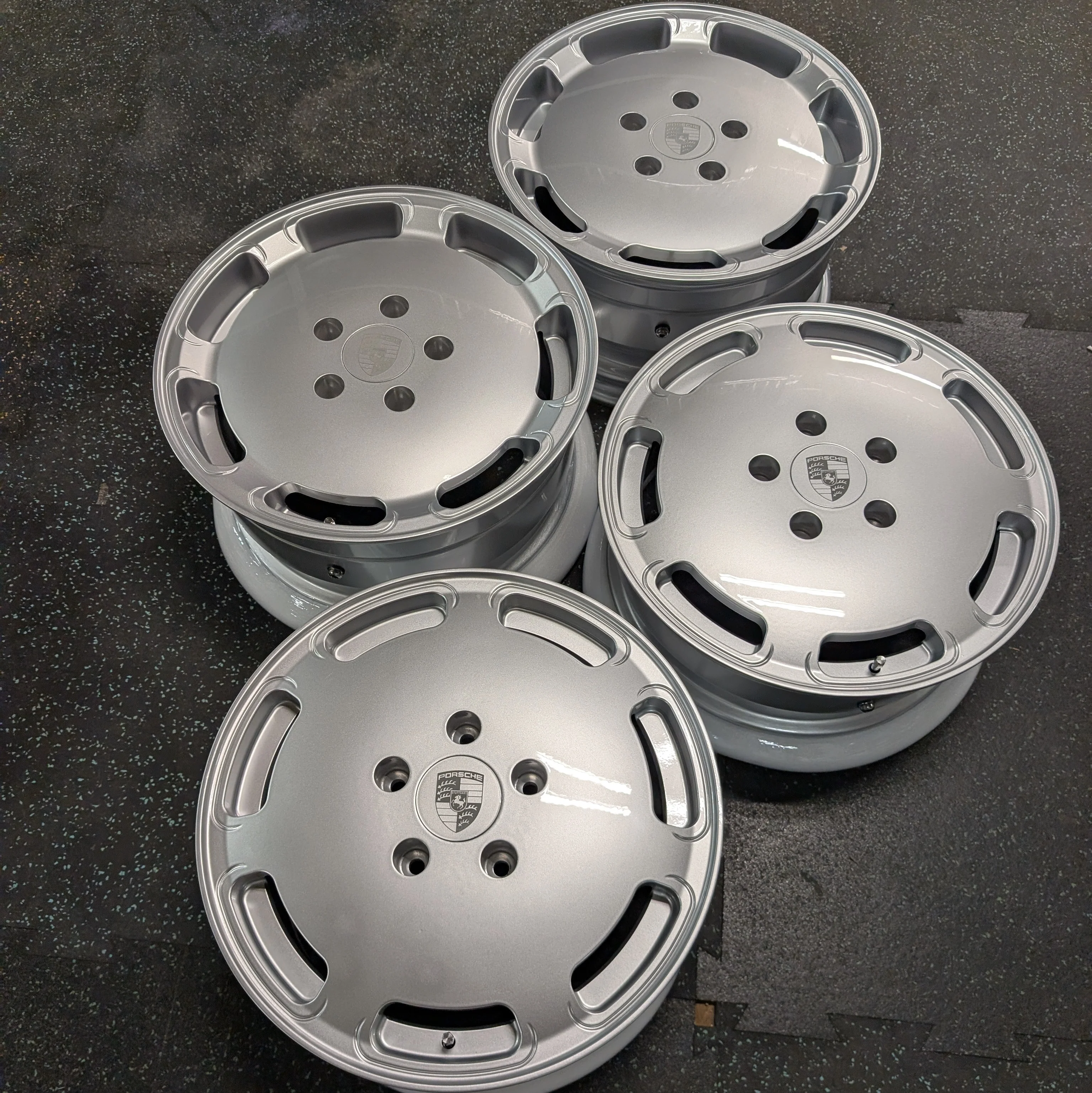 17" Manholes for 928 - Image 4