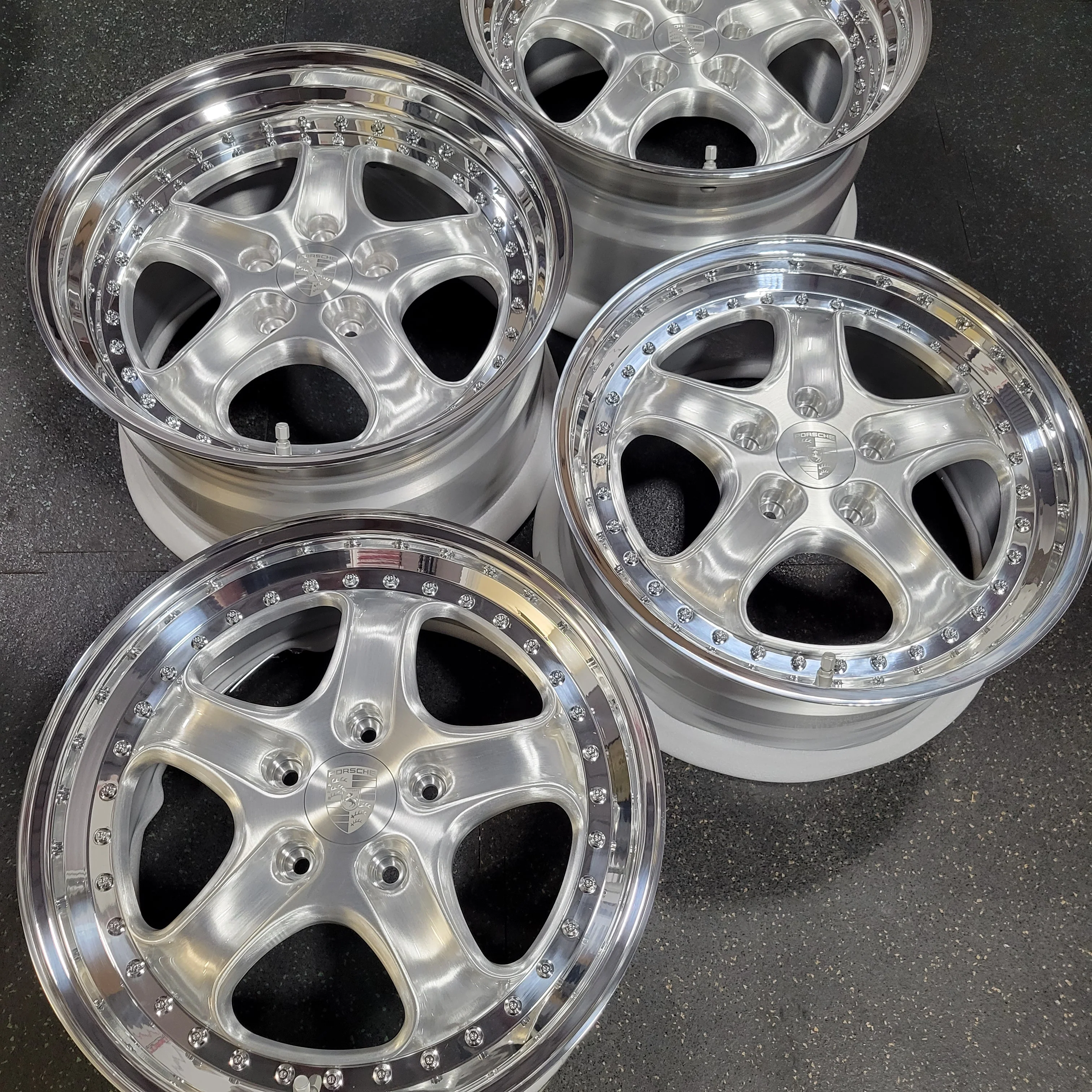 19" CupRS2 - Narrowbody