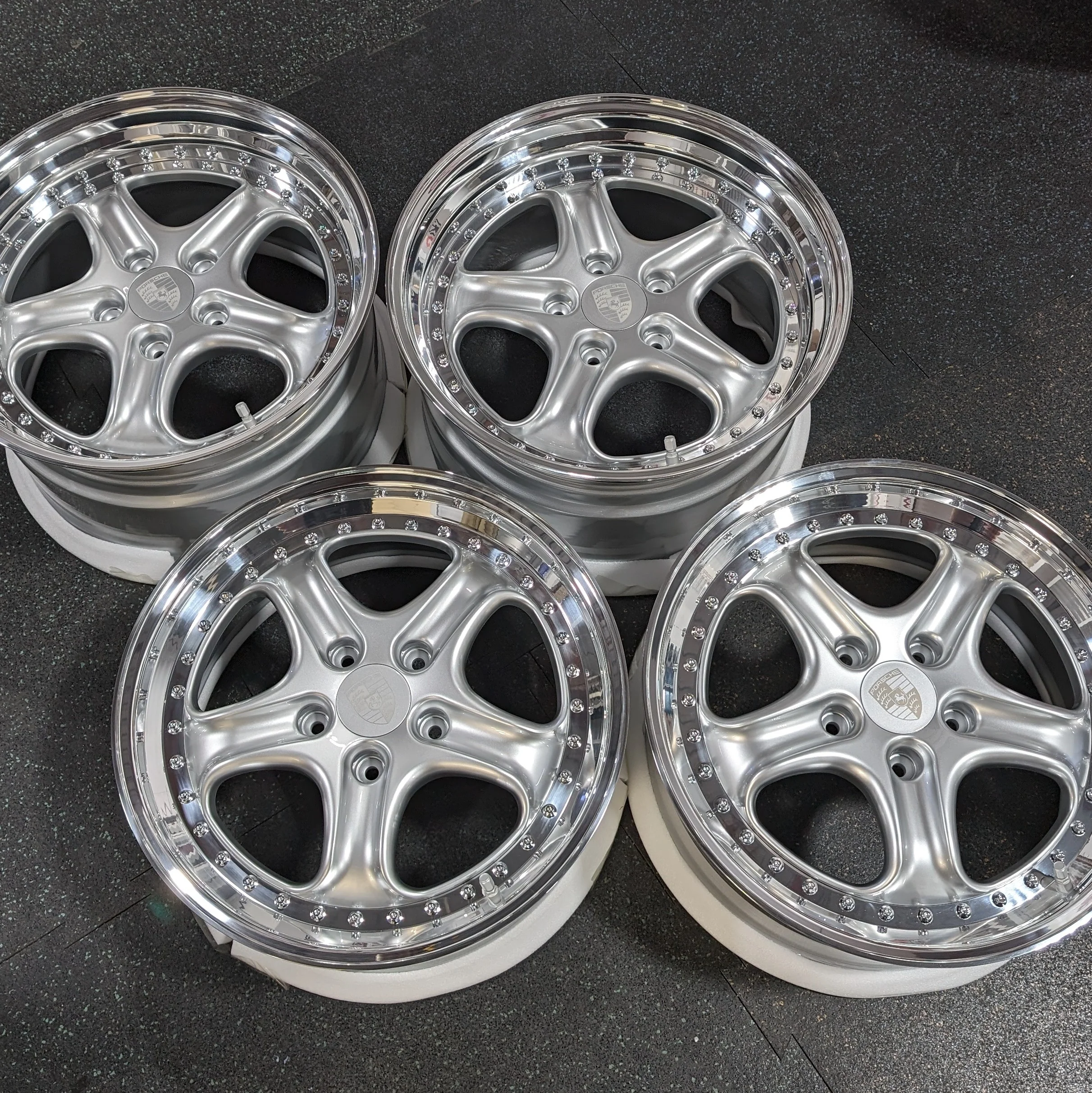 19" CupRS2 - Narrowbody - Image 6
