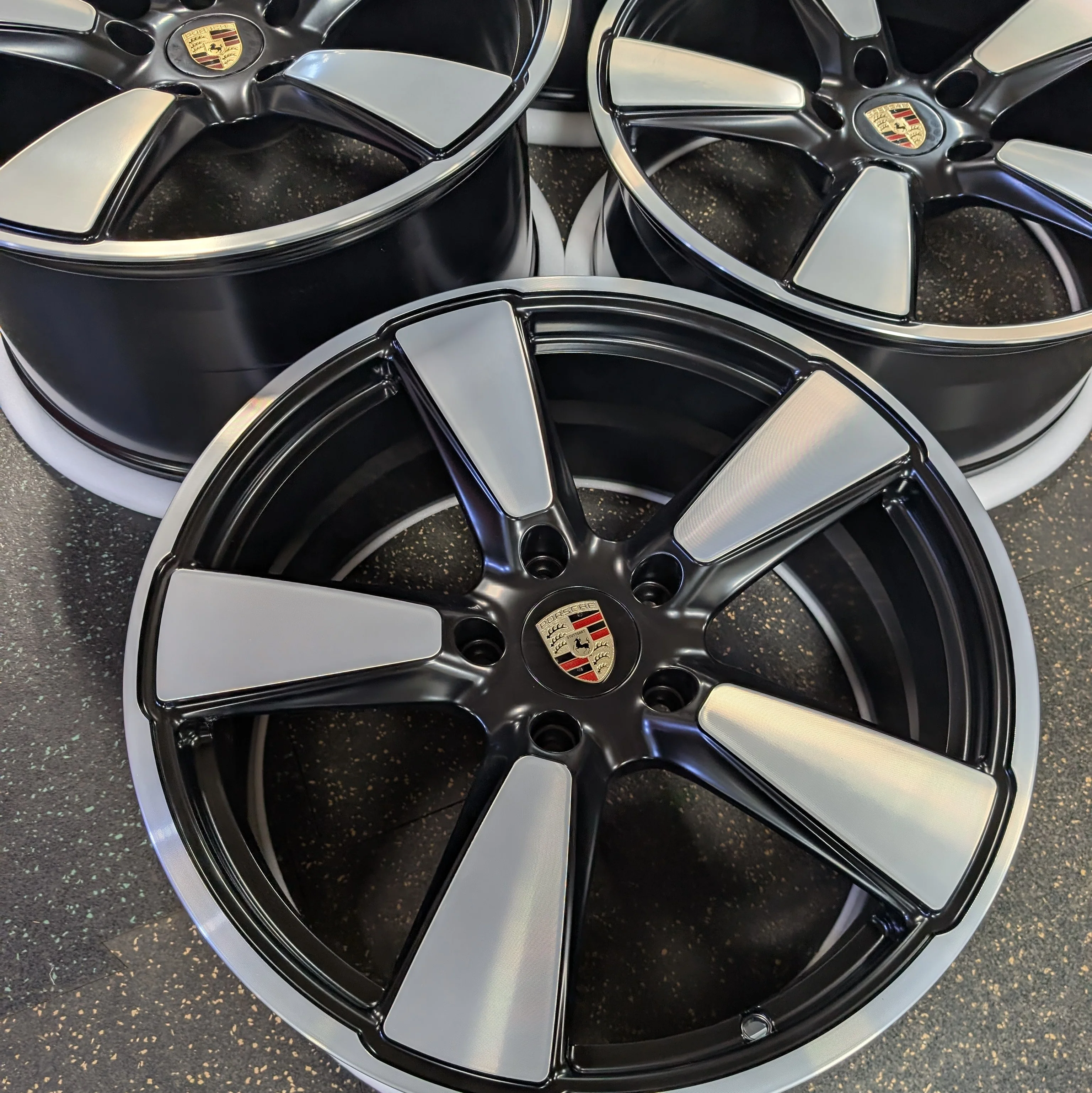20" / 21" Heritage - 5-bolt 992 - Image 2