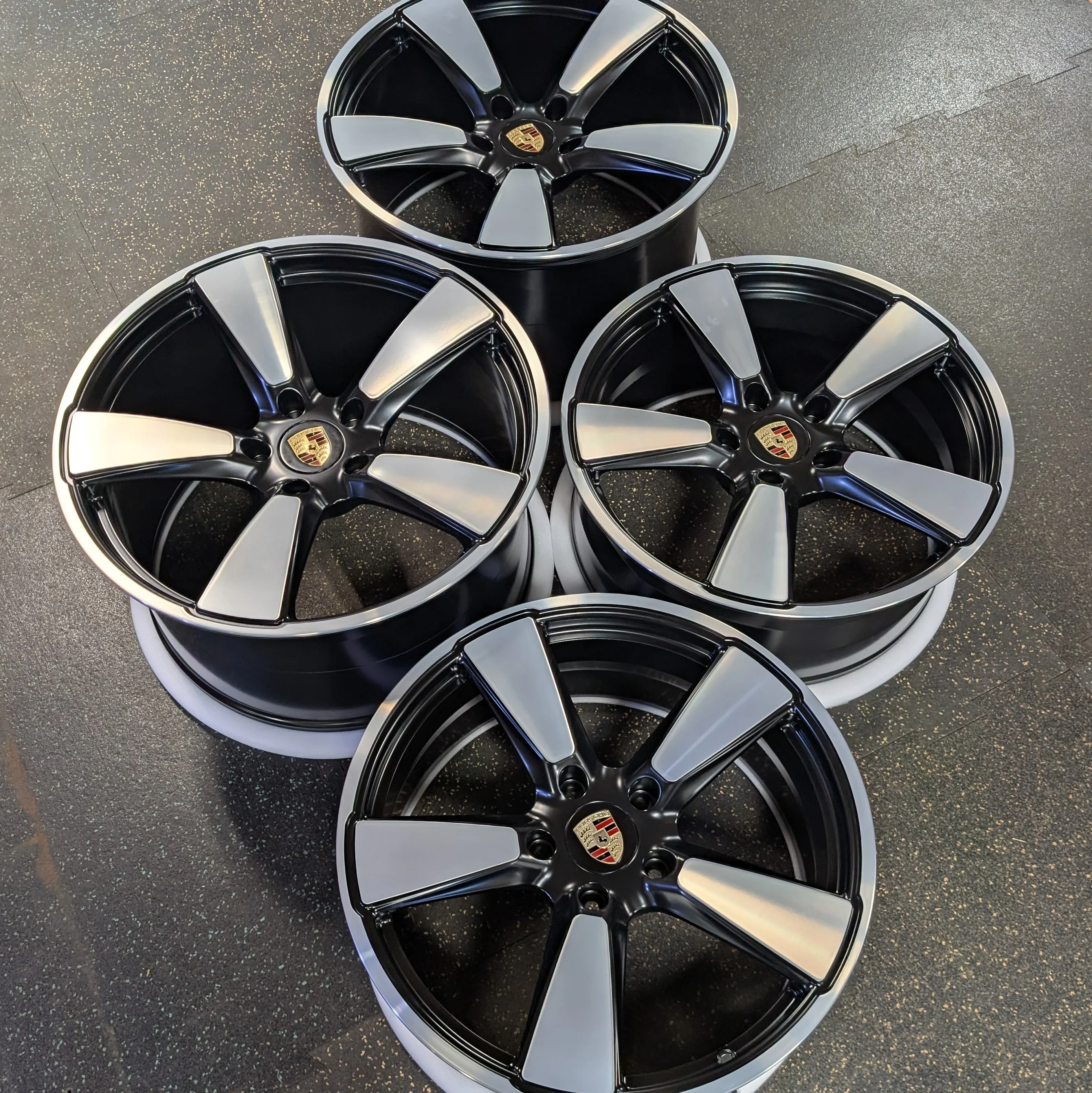 20" / 21" Heritage - 5-bolt 992 - Image 4